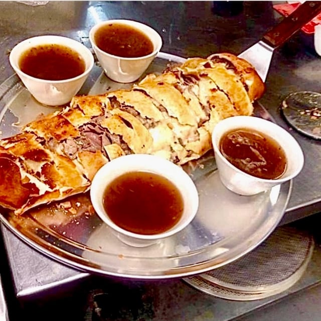 Beef Roll Stromboli - 20".